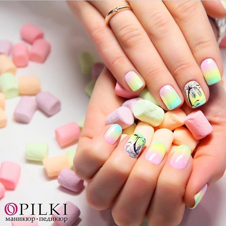 Омбре манікюр у літніх кольорах: рожевий, жовтий, зелений, синій