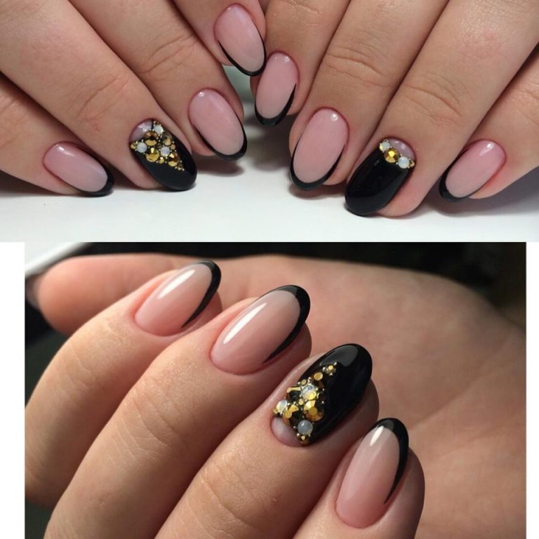 Бежевий френч манікюр з чорною смужкою та блискучими стразами