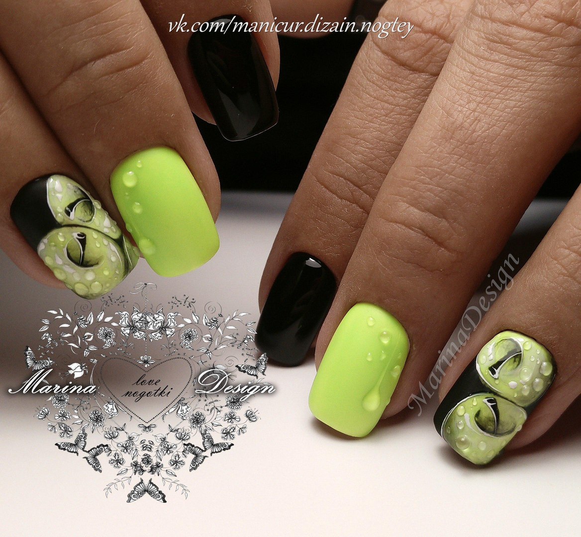 Матовий чорний манікюр з 3D зеленим дизайном на квадратних нігтях