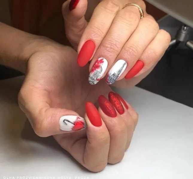 Червоний максималізм на мигдалі: матовий шик з білим акцентом