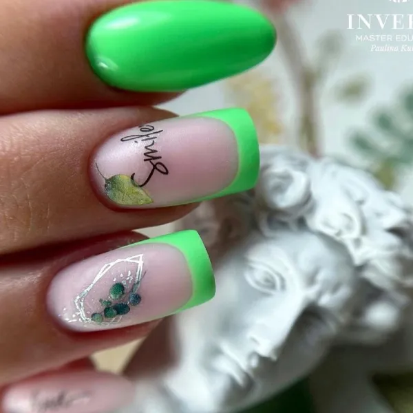 Зелений та Рожевий Манікюр: Овальні Нігті, Французький Стиль, Гель-лак