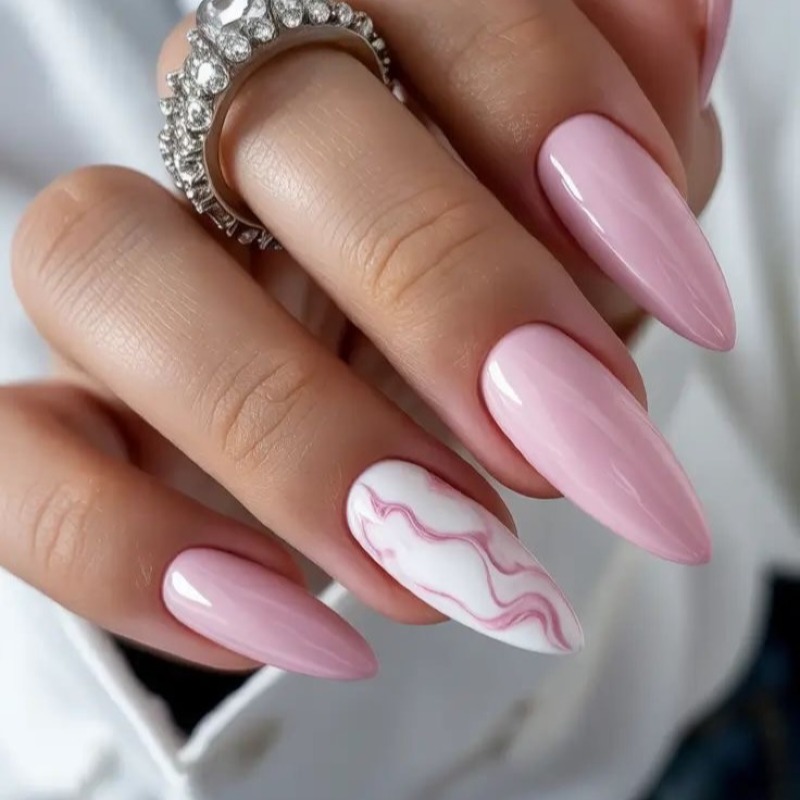 Елегантний рожево-білий абстрактний манікюр: довгі мигдалеподібні нігті гель-лаком