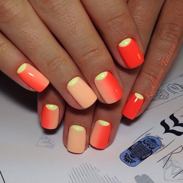 Геометричний омбре манікюр: помаранчевий та жовтий гель-лак